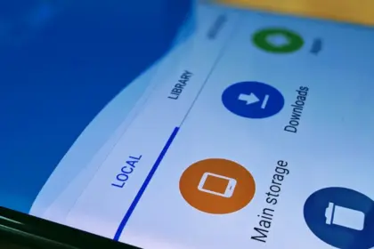 Android file manager picture from the side