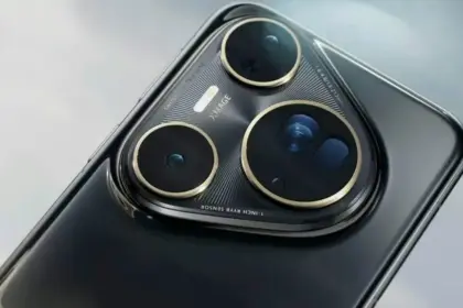 huawei Pura 80 Ultra camera setup on black