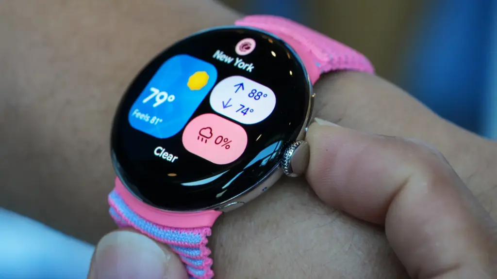 google pixel watch 4 display